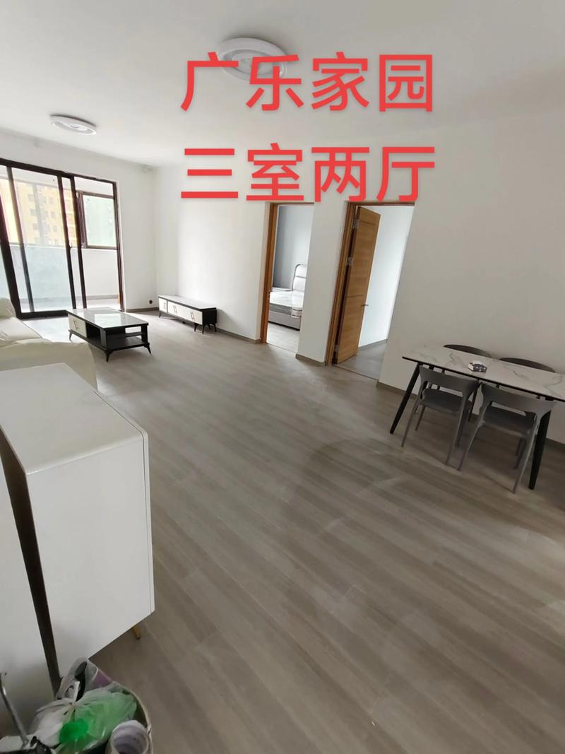滚筒洗衣机：现代家居的洗涤新宠